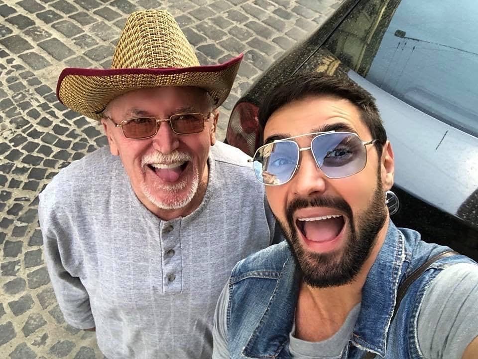 Козловський показав останні кадри з батьком, якого втратив 3 роки тому: "Цінуйте миті з рідними"