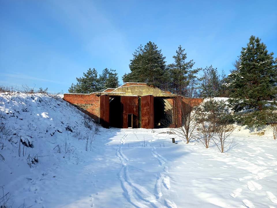 Як зараз виглядає зенітно-ракетний комплекс біля Чорнобиля, що вражав цілі зі швидкістю 2300 км/год