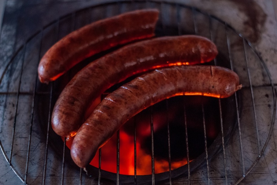 Ми готуємо сосиски неправильно. Ось як потрібно це робити