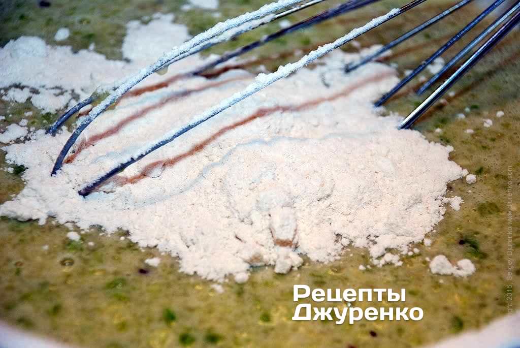 Кулинар раскрыл секрет вкуснейших кабачковых оладий: подавать только так!