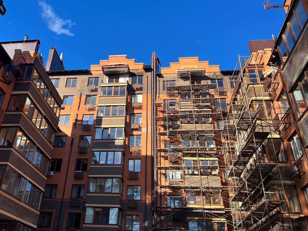 Украинская звезда тенниса Элина Свитолина посетила Ирпень. Помогала собирать средства