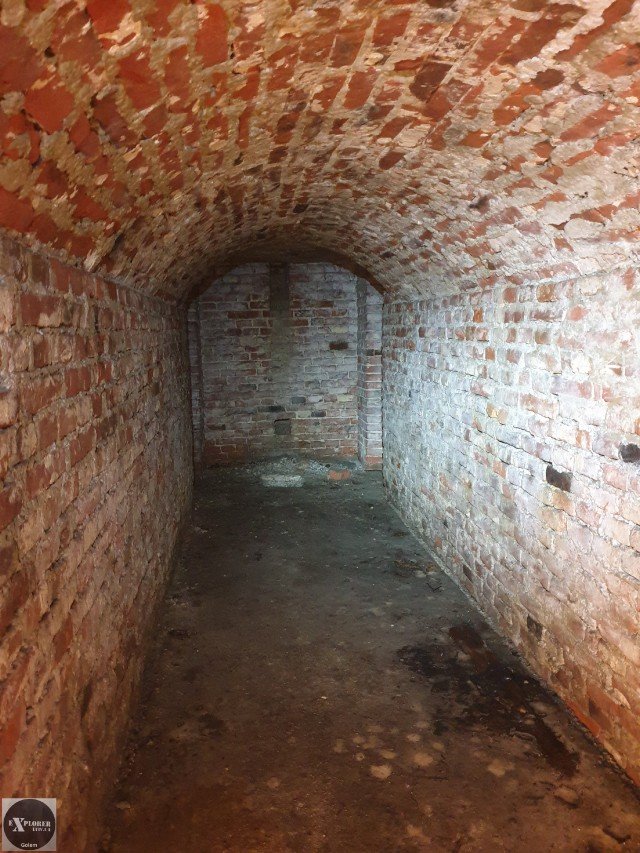 Українцям показали, як виглядає бомбосховище часів Другої світової війни у центрі Львова