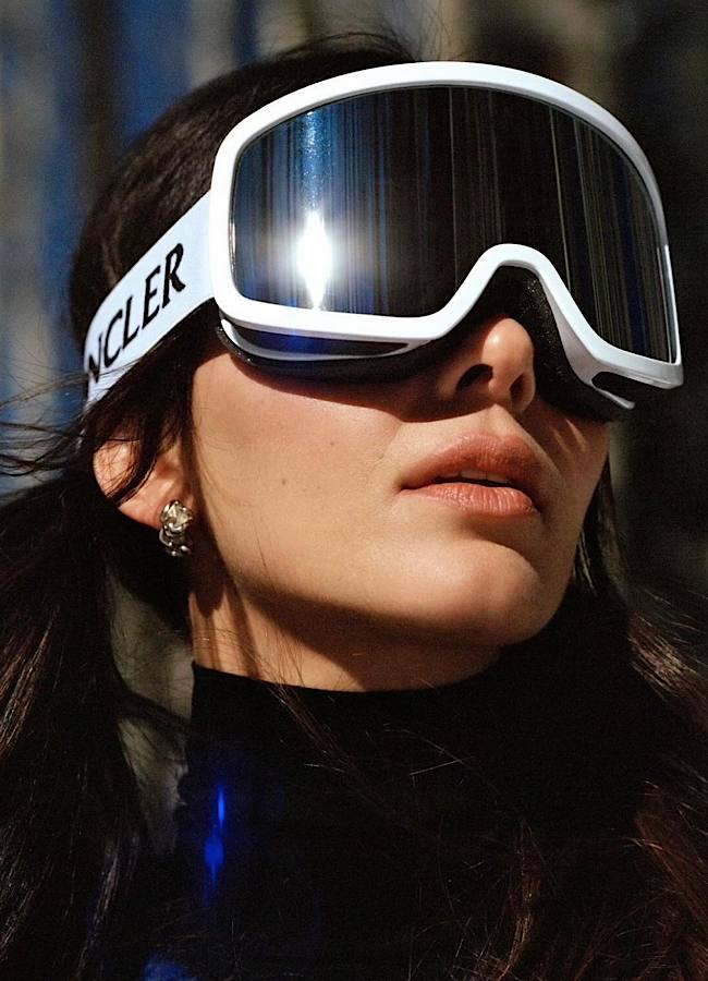 Кендалл Дженнер стала лицом известного бренда и показала атмосферные фото