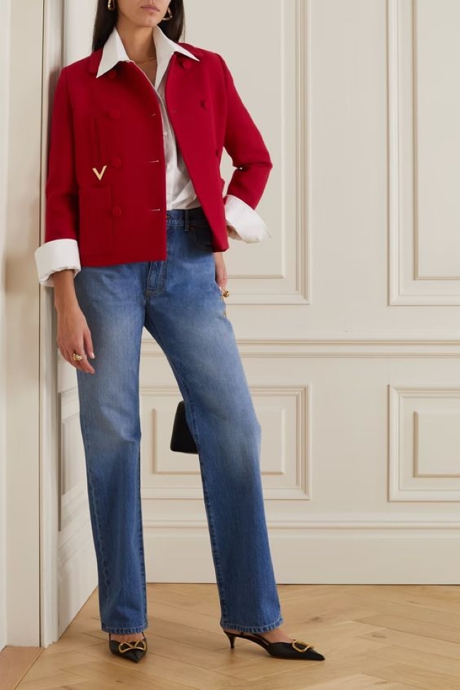 Як стильно носити джинси з жакетами в зимовий період