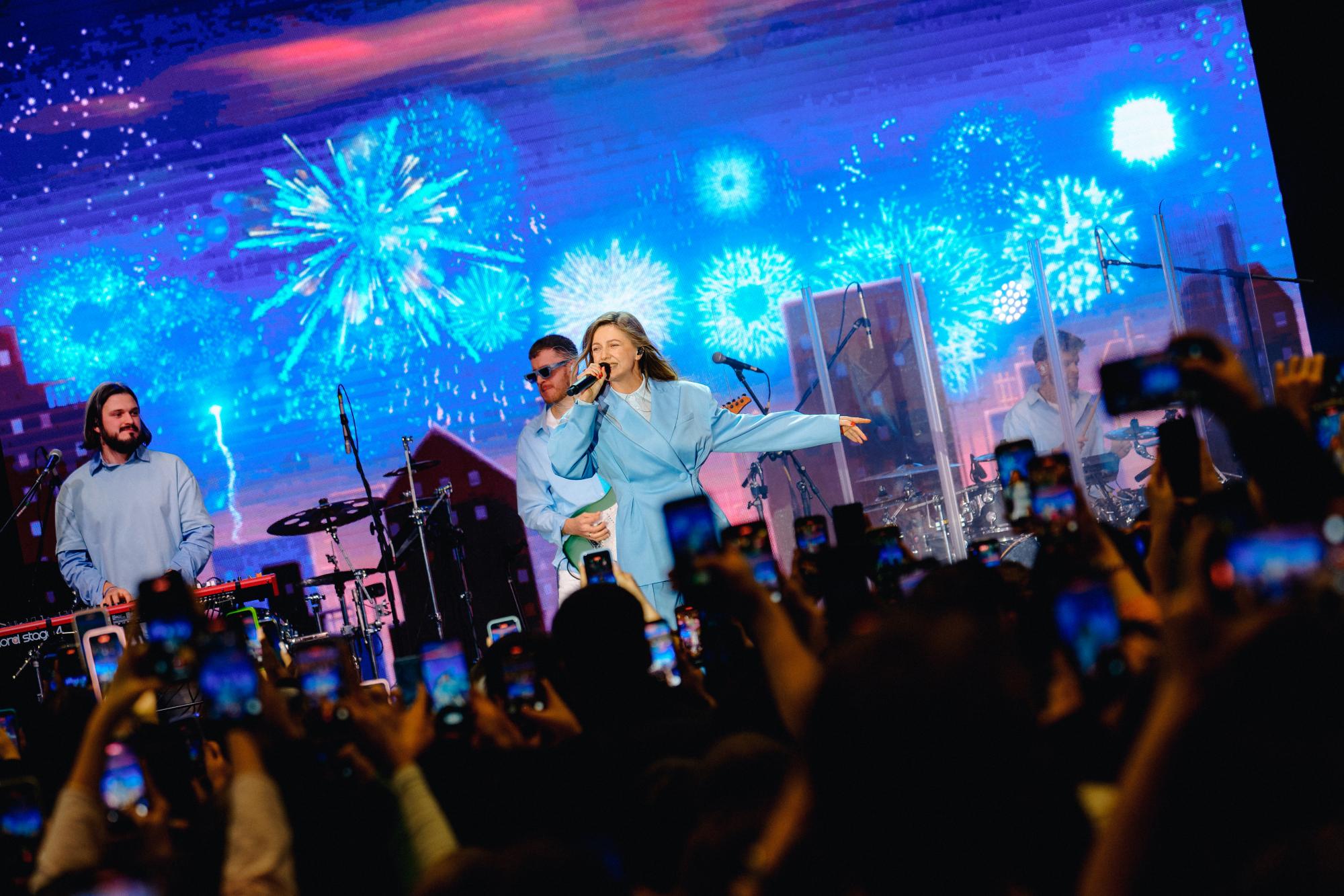 "Під подушкою": як Даша Квіткова збирала гроші для дітей (фото)