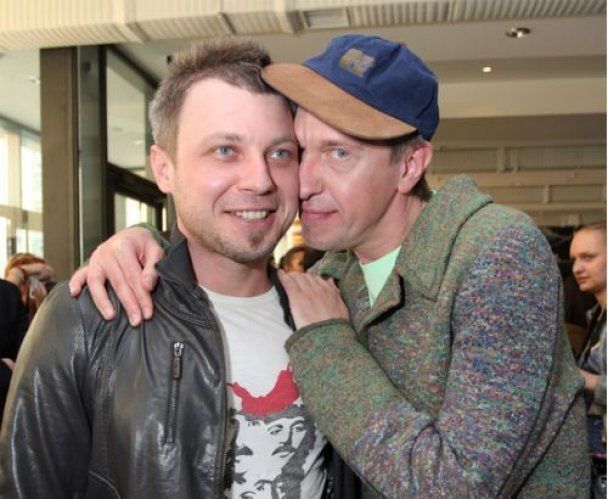 Экс-судья Х-Фактора признался в романе с известным украинским певцом: он меня первый нашел