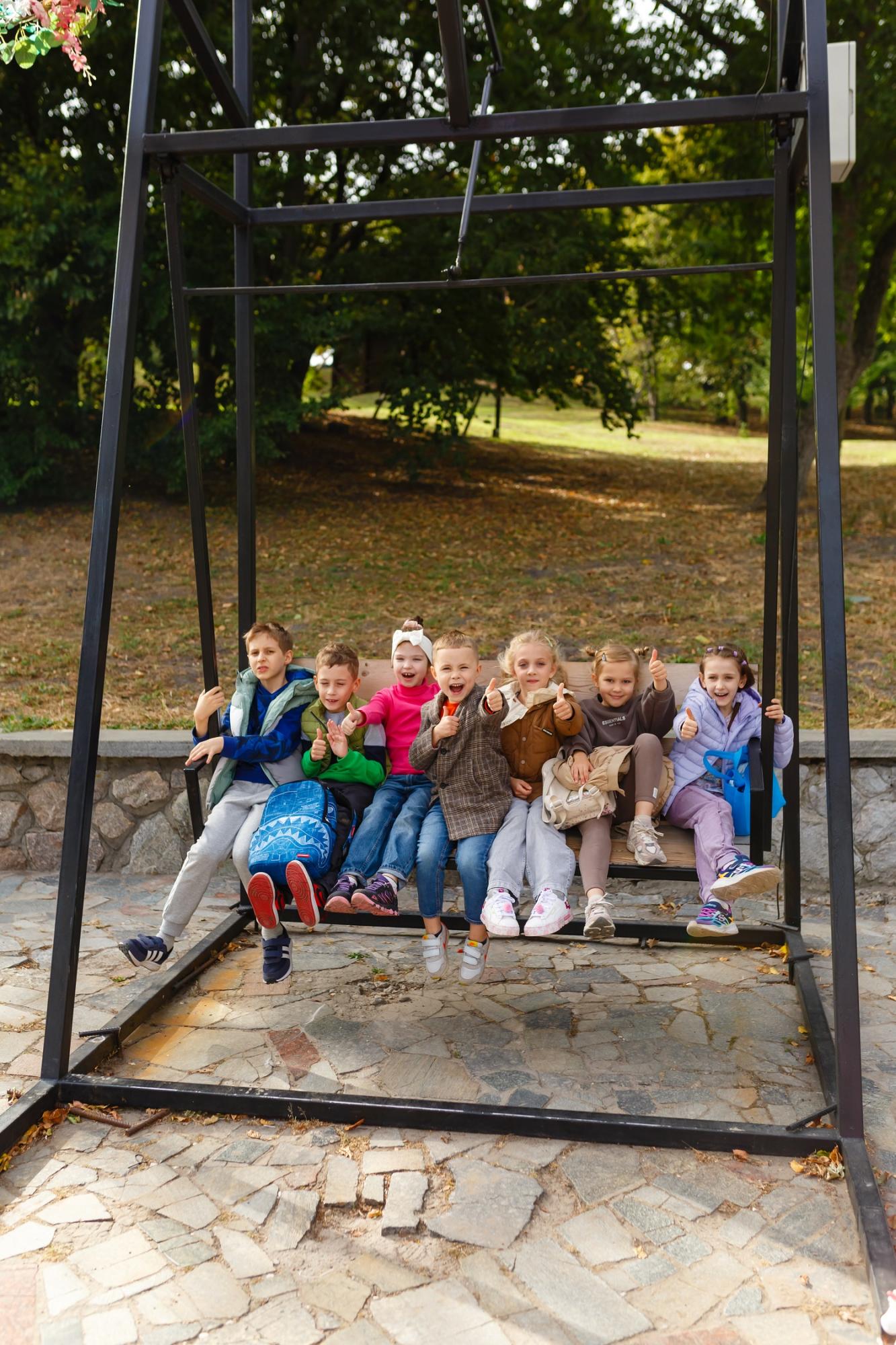 В Киеве открылась выставка хризантем для детей и взрослых: впечатляющие фото