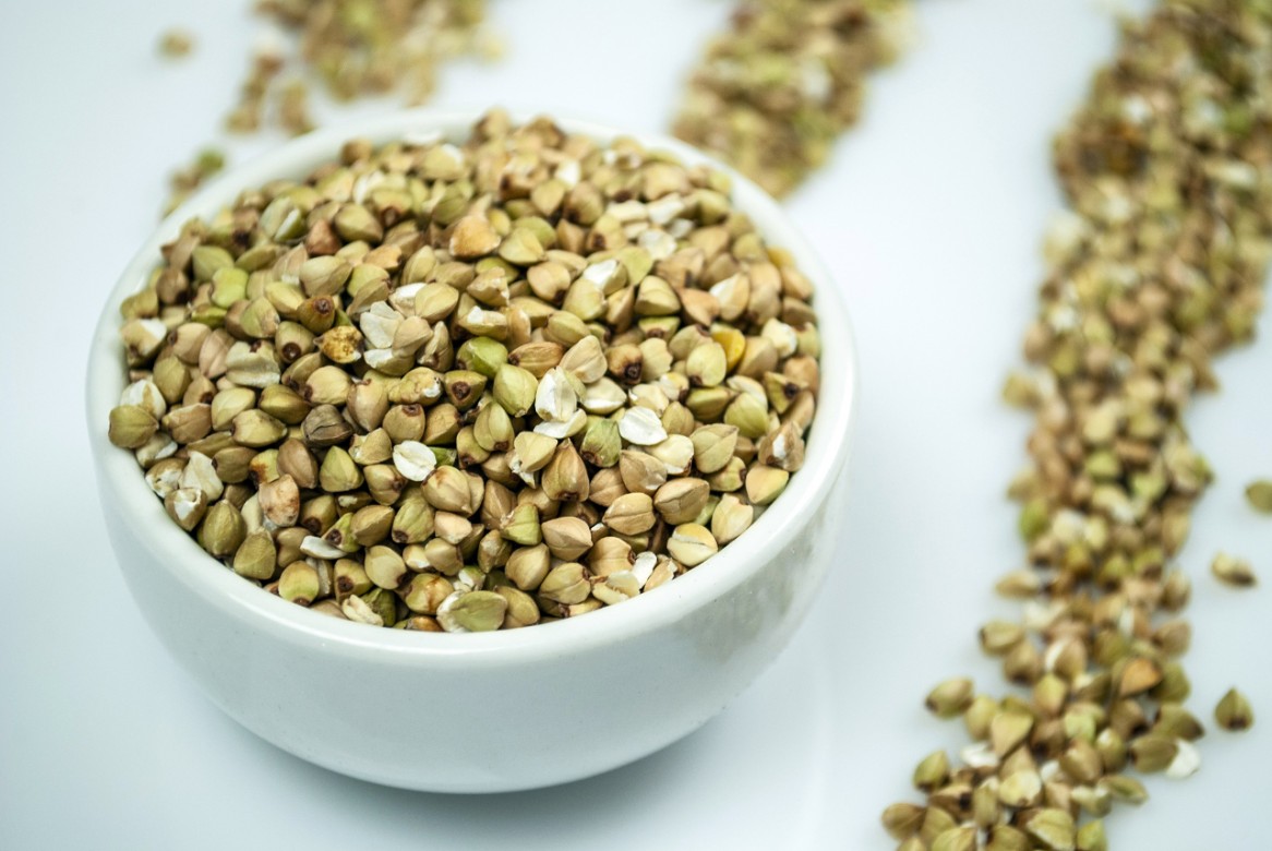 Яку гречку треба варити, а яку можна просто запарити: поширена помилка