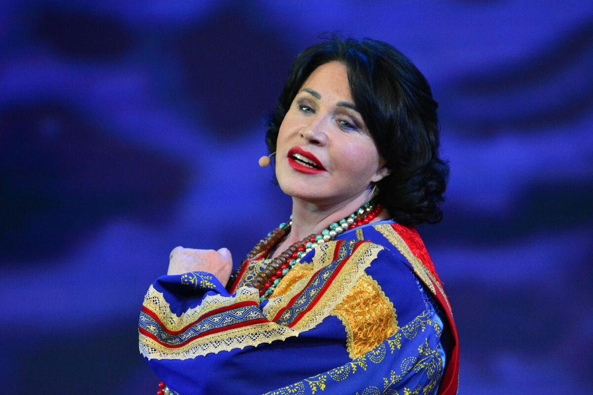 Путіністка Бабкіна згадала розмову з Ротару на початку війни: про що просила українська зірка