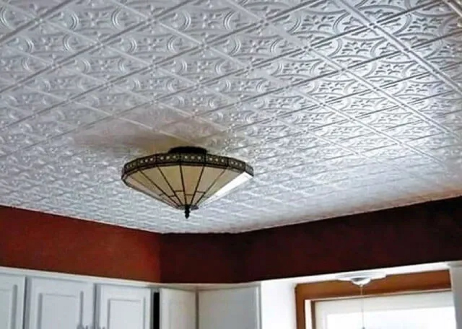 Як правильно підібрати тип стелі у квартирі, щоб було красиво та практично