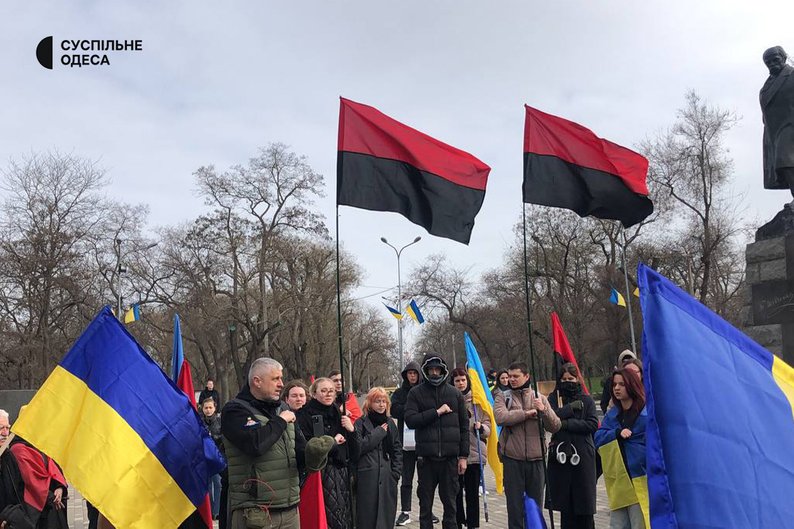 "Це був справжній патріот". В Одесі попрощались із активістом Дем'яном Ганулом