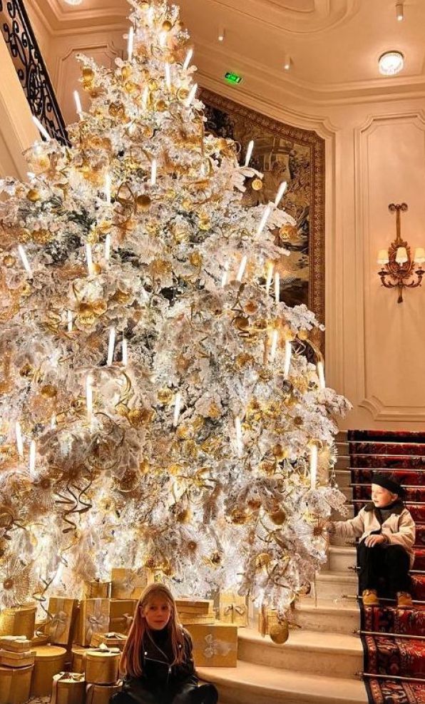 Копії тата. Дружина відомого українського співака вперше показала їхніх дітей (фото)