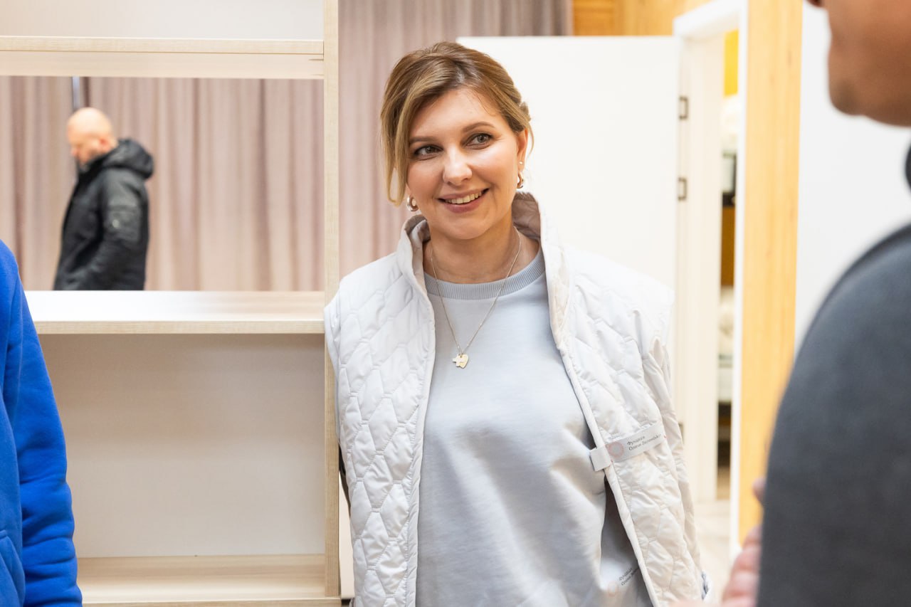 Чекала на пропозицію 8 років. Цікаві факти про Олену Зеленську, які вас здивують