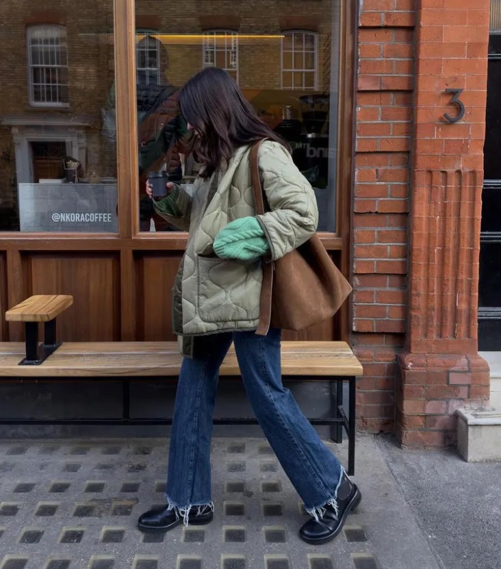 Яка модель жіночої куртки не виходить із моди: фото стильних образів на кожен день