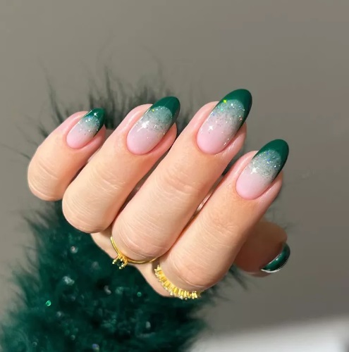 Грошовий манікюр на вересень: цей колір привабить багатство й удачу