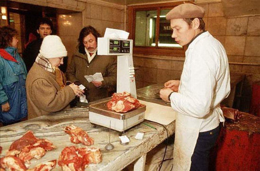 Фото магазинов в СССР, на которых показана суровая правда. Всплыли запрещенные кадры