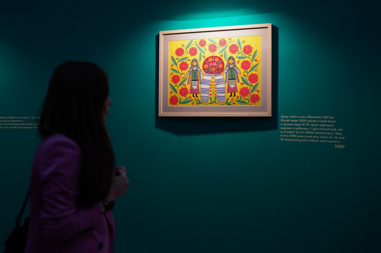 У Києві вперше можна побачити картини Марії Приймаченко, які врятували від окупантів (фото)