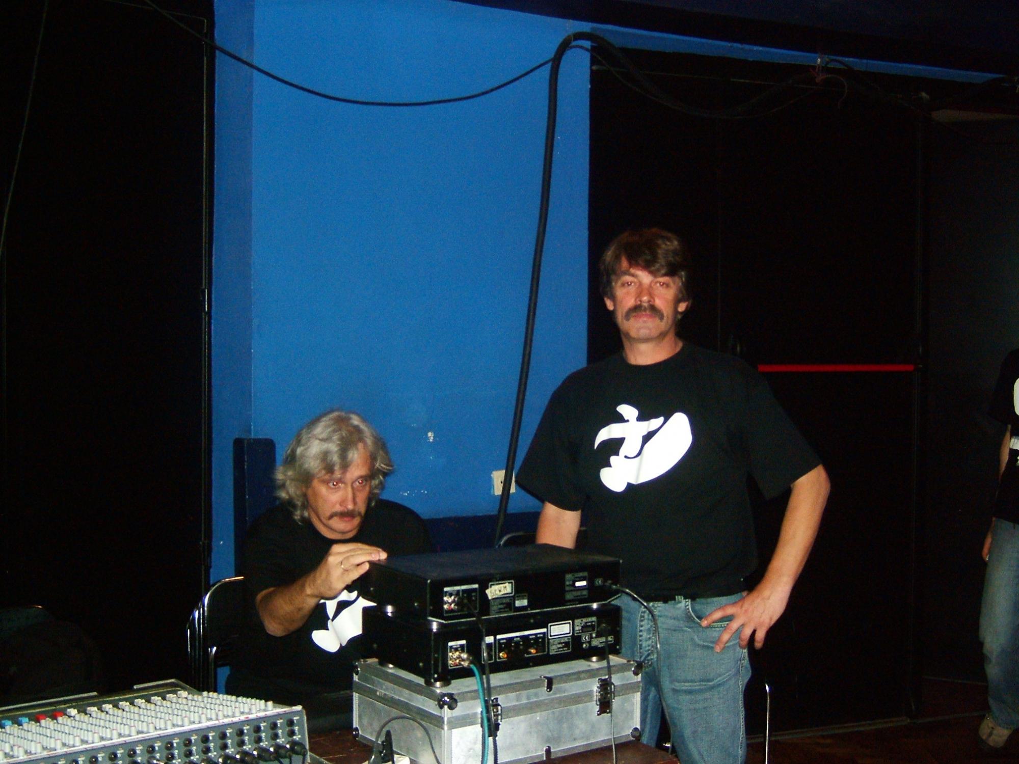 "Душа української пісні". Помер народний артист України Андрій Верес