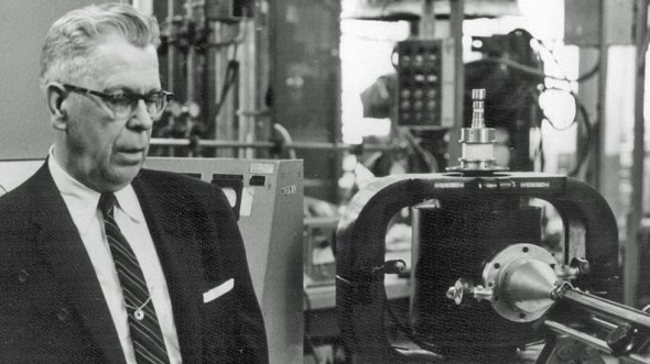 Сохраняет витамины и не убивает микробы: правда о микроволновке от гастроэнтеролога