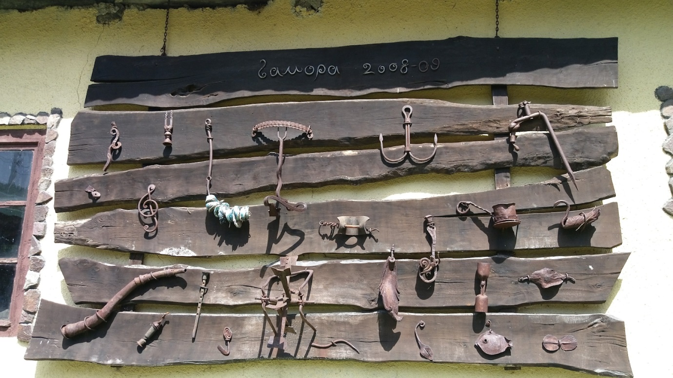 Механизмы 18 века. В Украине действует единственная водяная кузница по старинным традициям