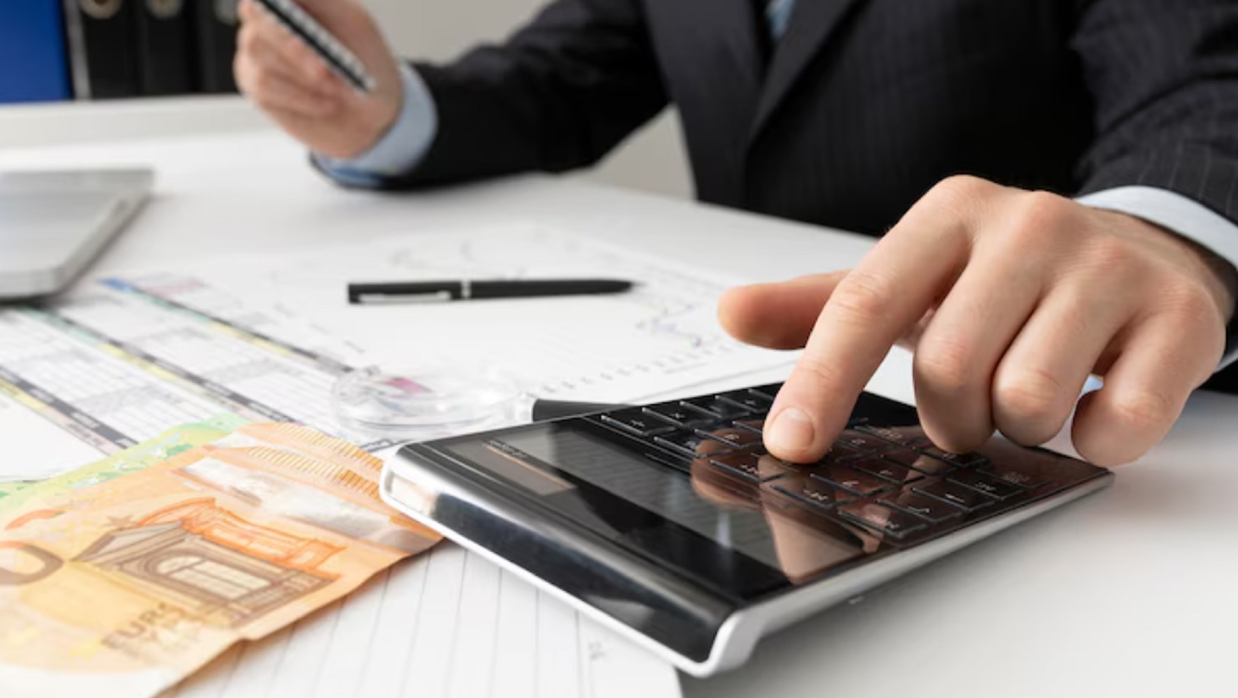 11 помилок, які люди найчастіше роблять, коли намагаються погасити борги