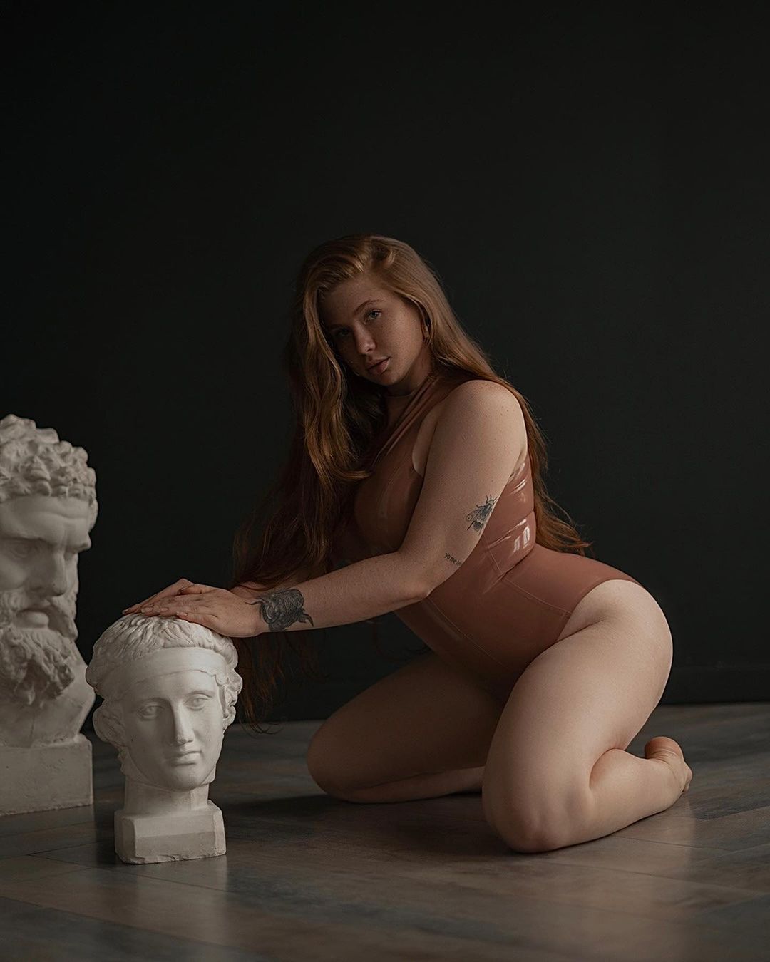 Українська плюс-сайз модель зводить з розуму своїми формами: багато гарячих фото