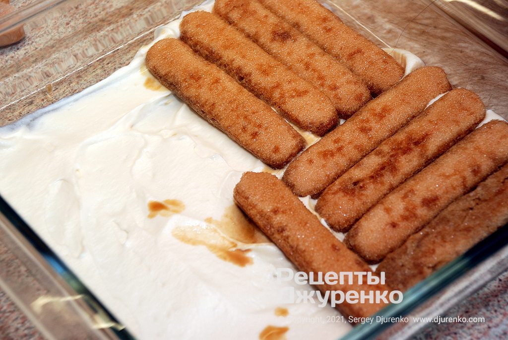 Кулинар поделился простым рецептом роскошного тирамису: справится даже новичок!