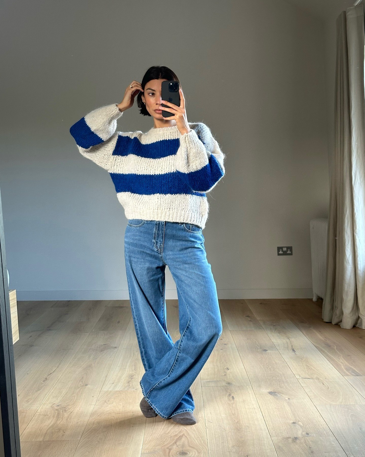 Тепло і стильно: 12 ідеальних светрів для цієї зими