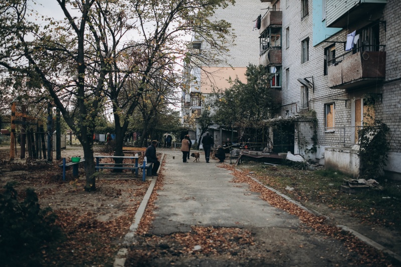 "Росіяни носили білизну ЗСУ, а, тікаючи, знімали форму". Репортаж зі звільненого Лиману