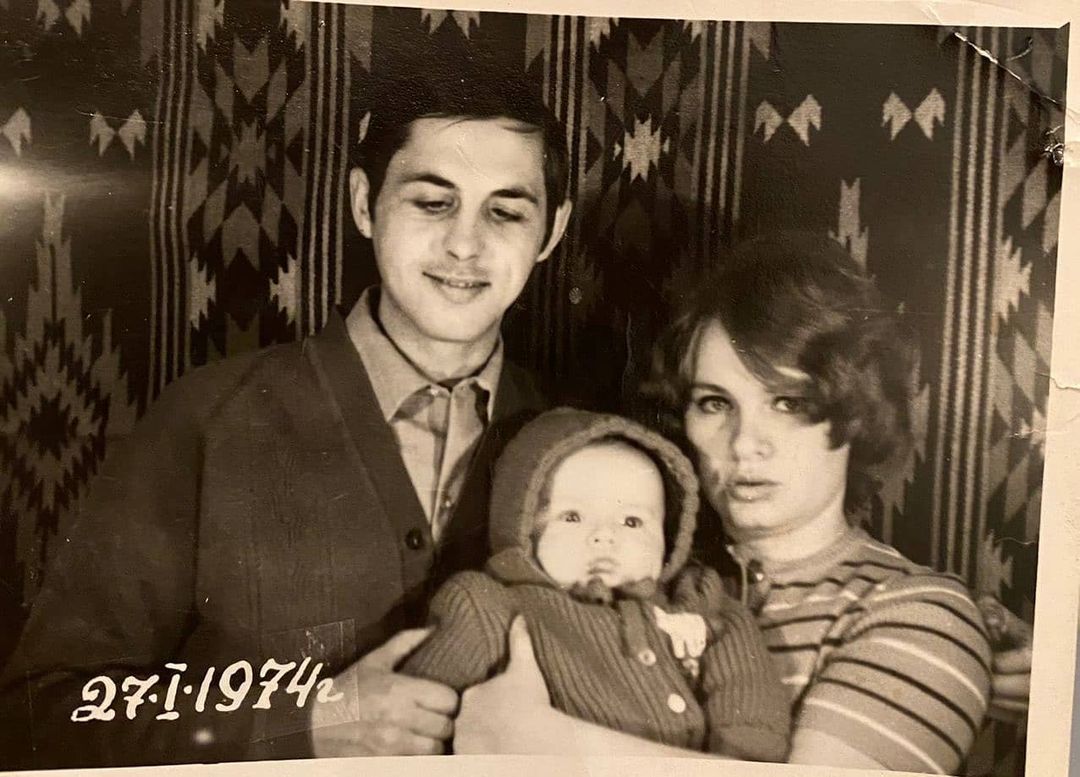 Пономарев растрогал грустными словами о своей маме и показал ее в молодости