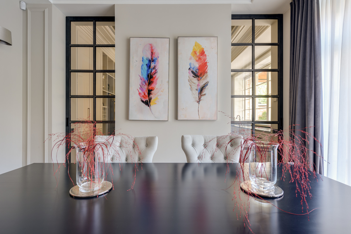 Царська цегла та американський стиль. У Києві здають будинок за понад мільйон гривень! (фото)