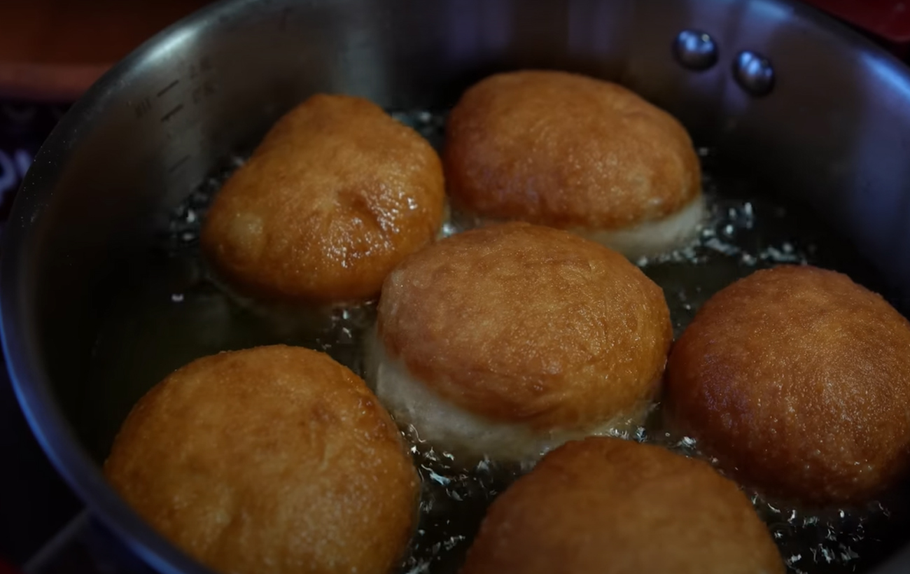 Смачний рецепт пампушок з маком, які просто тануть в роті