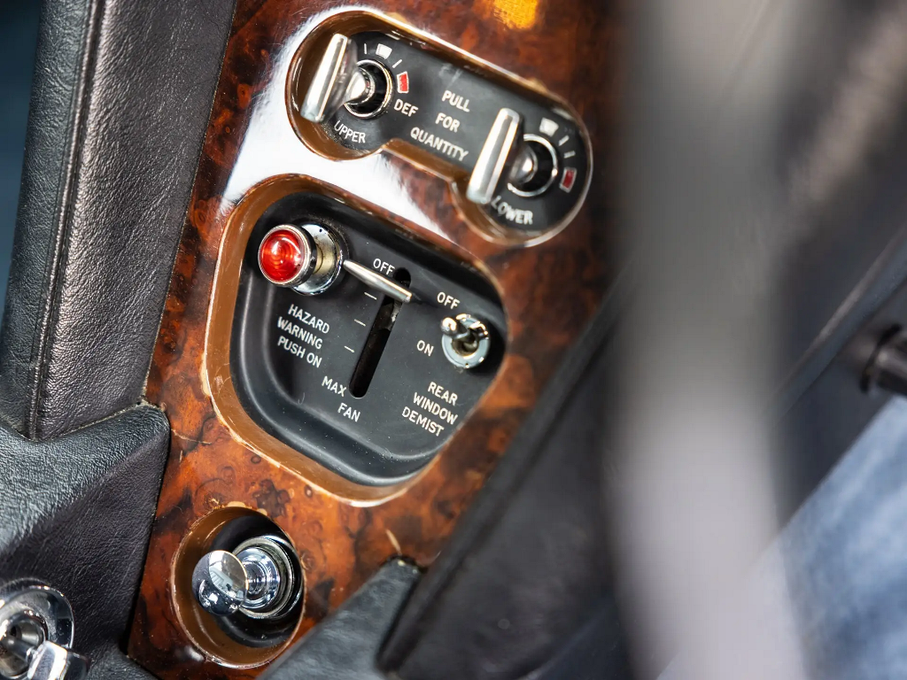 Данилко продает уникальный Rolls-Royce. Стало известно, куда пойдут деньги