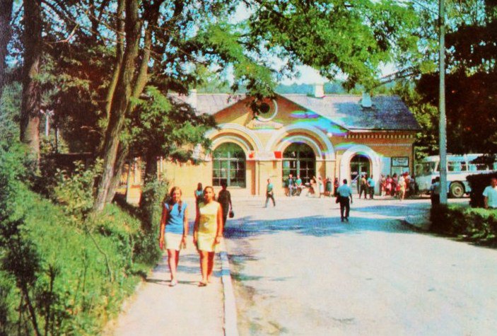 Давай взятку за путевки, либо отдыхай "дикарем". Какими на самом деле были отпуска в СССР