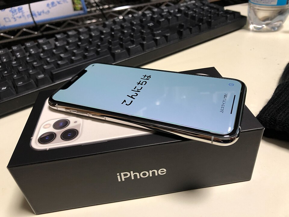 Еволюція iPhone: як змінювався "яблучний" смартфон з 2007 року до сьогодні