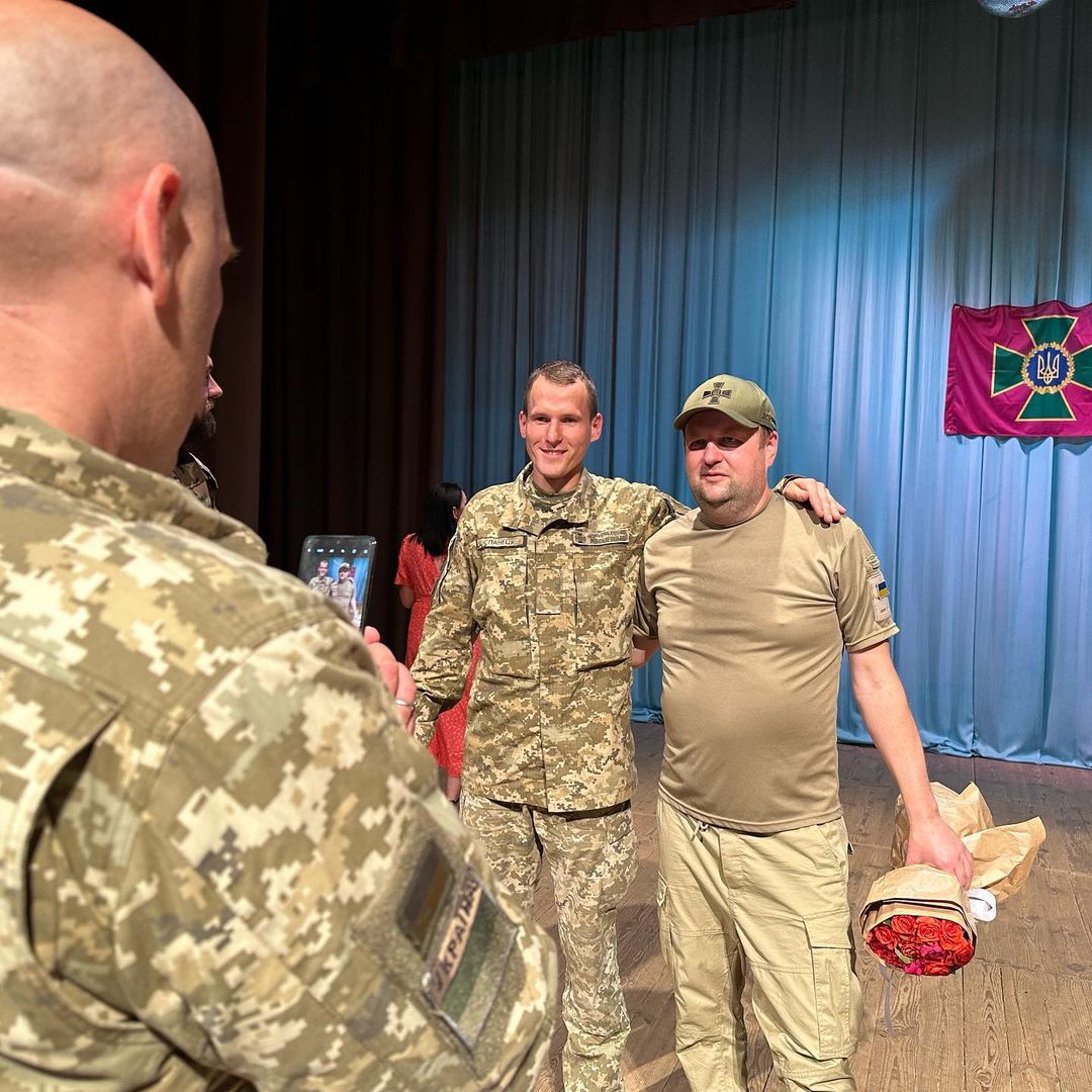 "Я теоретически мог и не идти": Виктор Бронюк уволился из рядов ВСУ и назвал причину