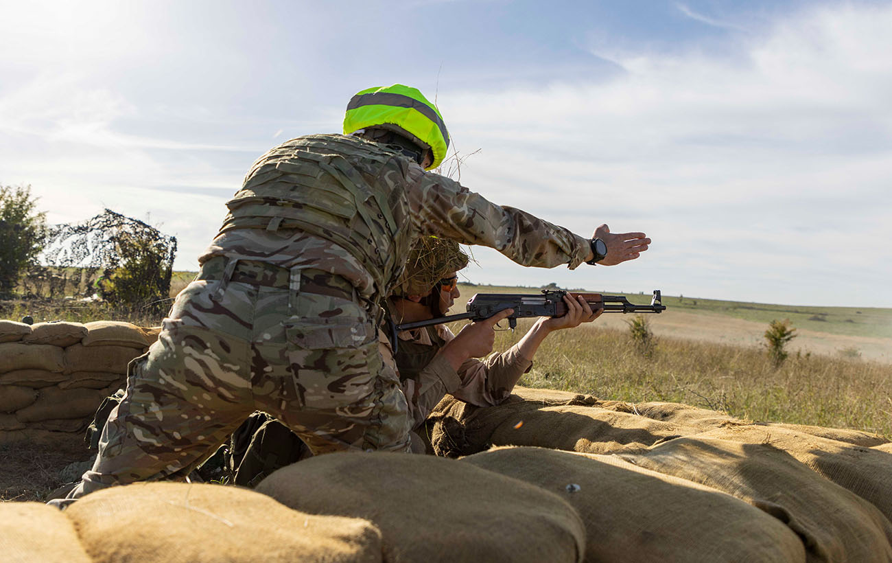 Тренування з англійським акцентом. Як у Великій Британії готують бійців ЗСУ