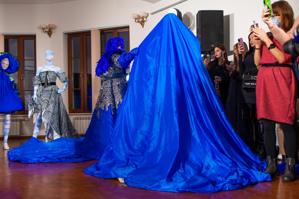 ECO-fashion: перспективный тренд - в новой арт-коллекции Андре Тана (фото)