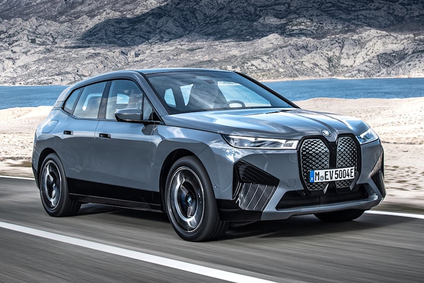 Готовится что-то электрическое: Арнольд Шварценеггер сыграет Зевса в рекламе BMW