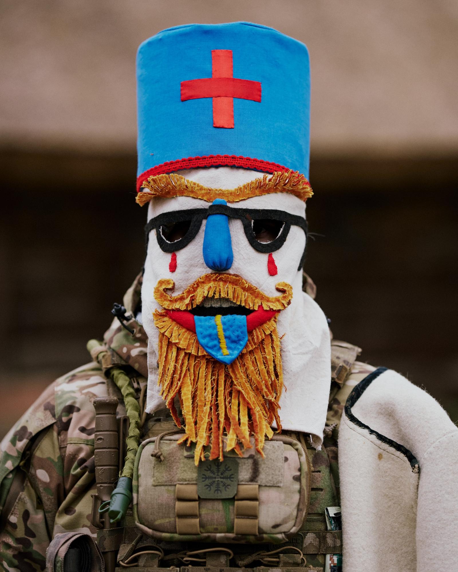 Аби чорти та зло не вхопили! Спецназівці показали дивовижні образи героїв Маланки