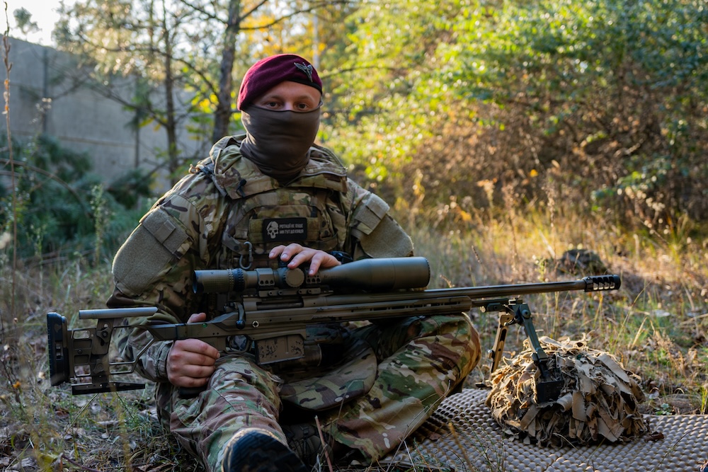 Снайпер 95-ї бригади ЗСУ: Перебирати цілями на сучасній війні не дуже правильно