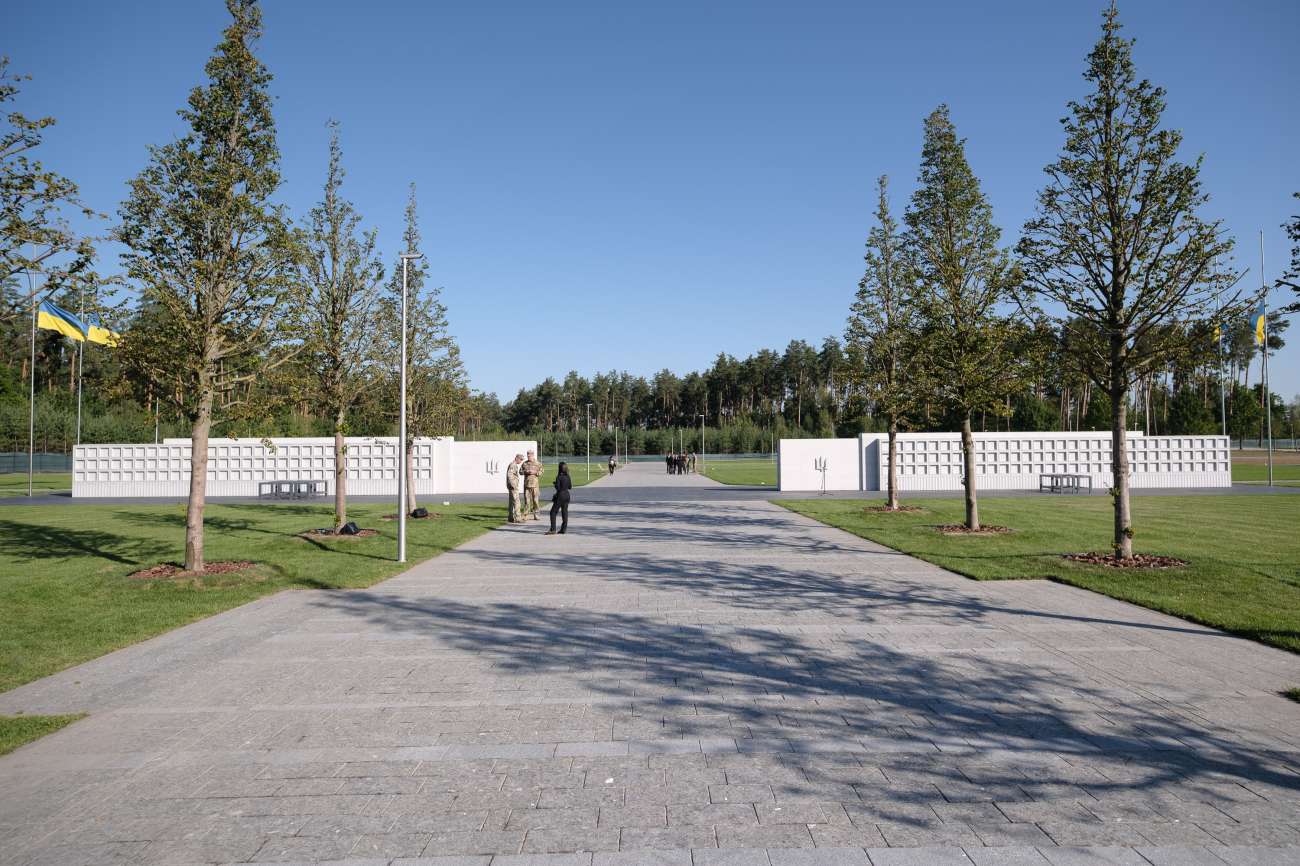 Героїв не можна ховати там, де колись стояв хімзавод, – інтерв'ю з архітектором військового меморіалу