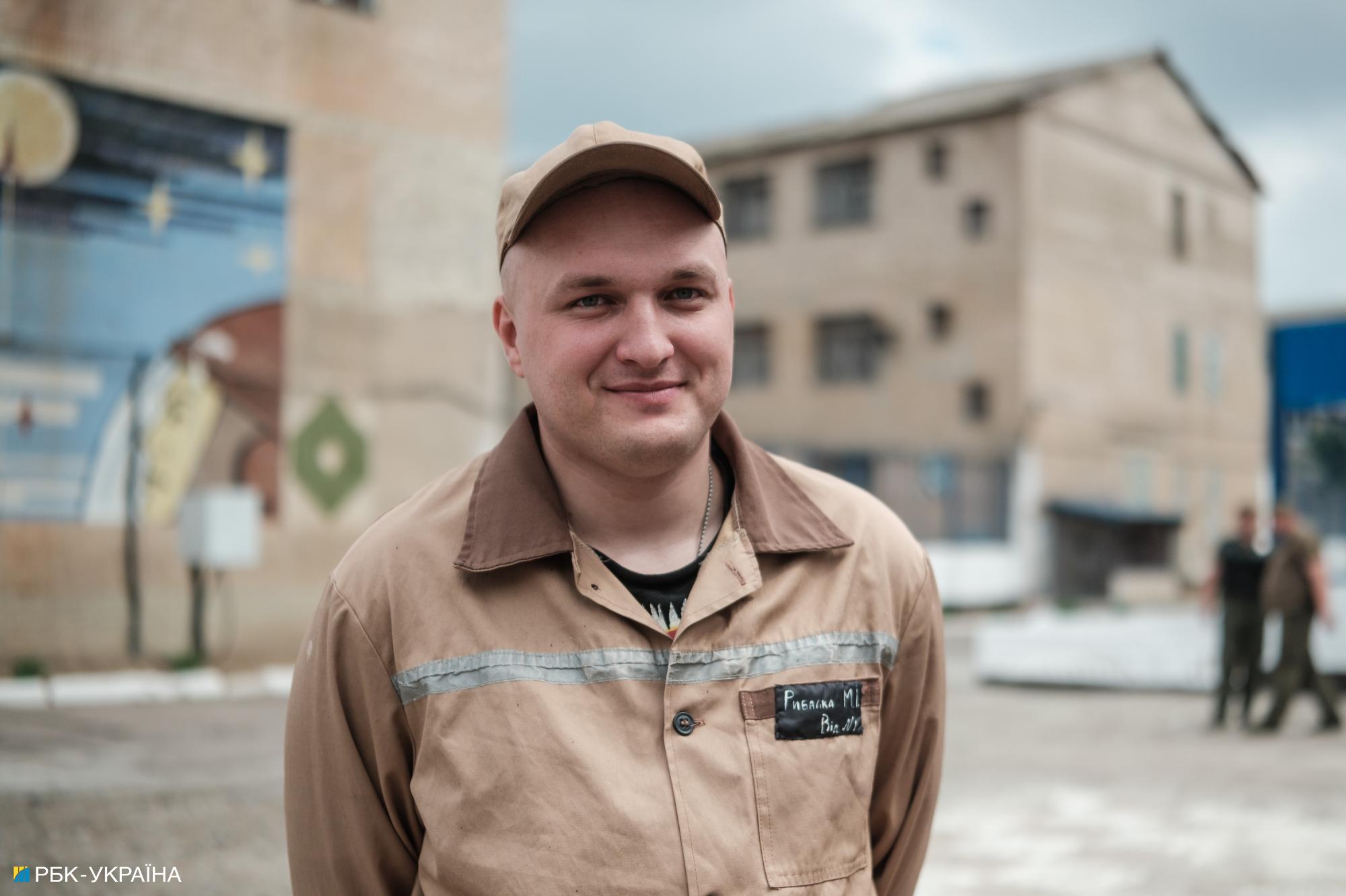 "Щоб запам'ятали не зеком". Чому ув'язнені йдуть на фронт і якою буде їхня служба