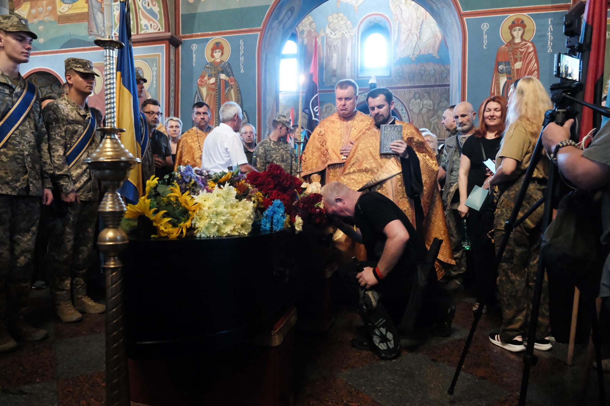 У Києві прощаються із командиром батальйону ОУН Миколою "Буревієм" Коханівським (фото)