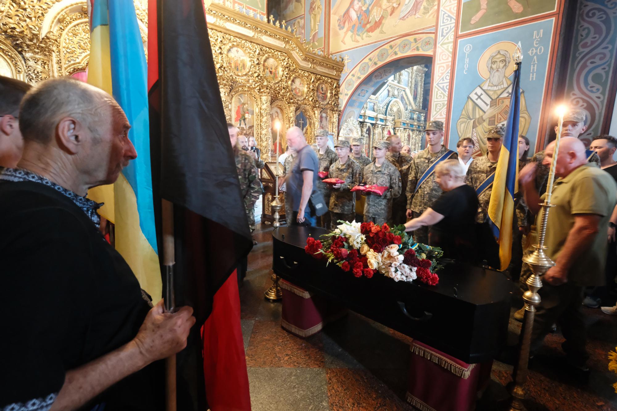 У Києві прощаються із командиром батальйону ОУН Миколою "Буревієм" Коханівським (фото)