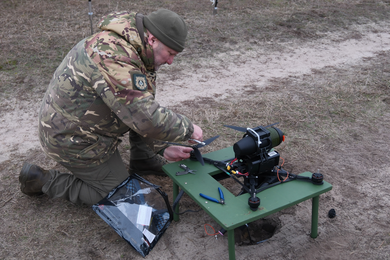 "Просто треба вижити". Як війна змусила Україну обігнати Європу у військових технологіях