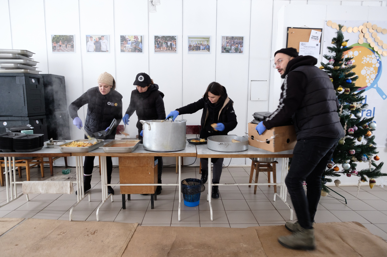 Дом до победы. Как работает модульный городок Ирпеня и о чем мечтают его жители