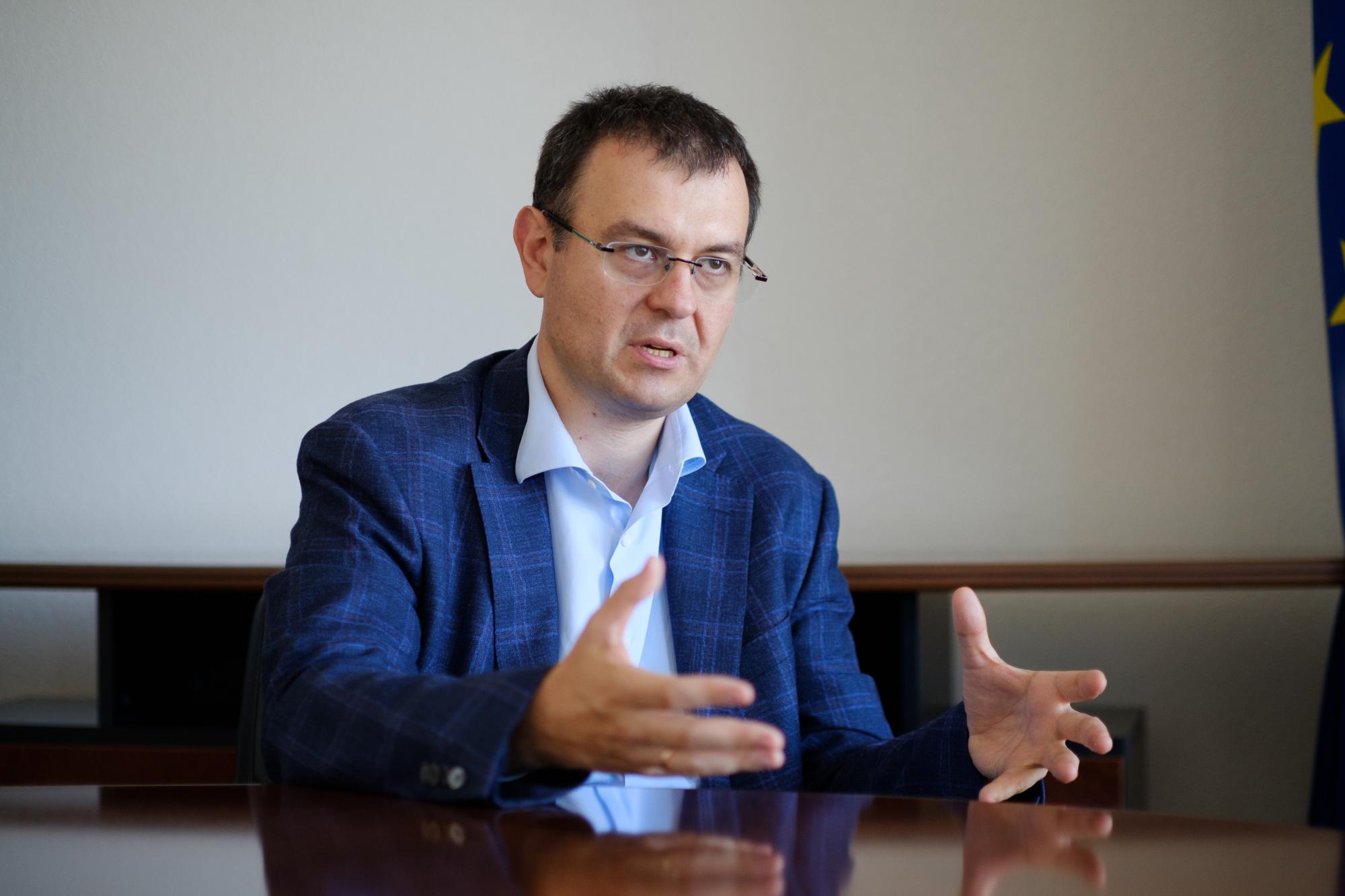 Доверяй, но проверяй. На каких условиях Запад готов давать Украине деньги