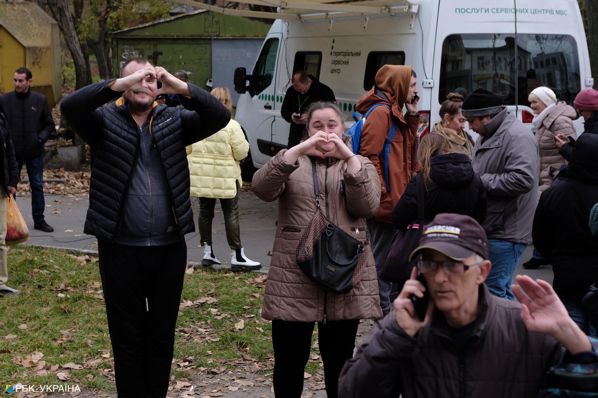 "Головне, що без росіян". Як Херсон чекав на звільнення і чому в місті стало легше дихати
