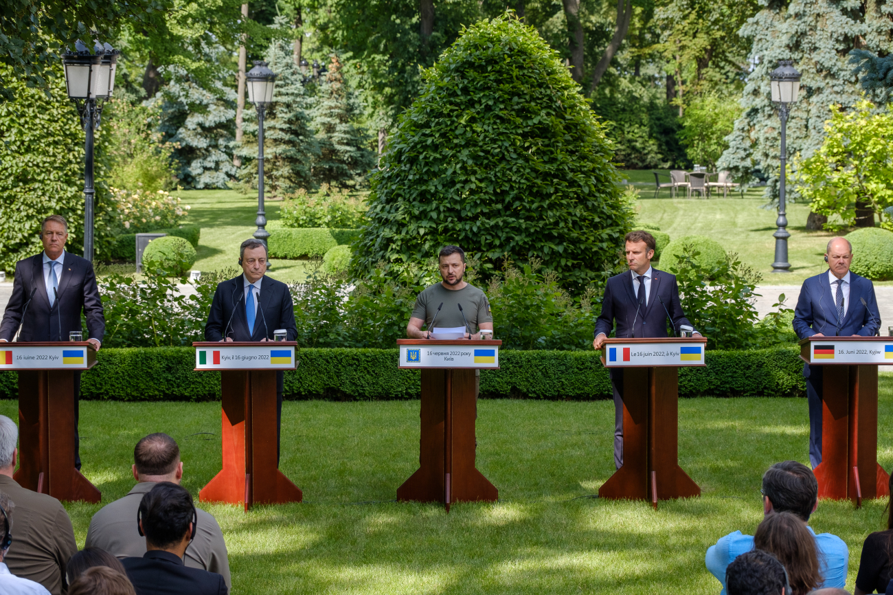 Внешний фронт. Как украинская дипломатия работает во время войны с Россией